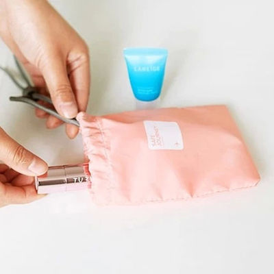 Promosyon çevre dostu güzellik su geçirmez kumaş polyester büzme ipli çantalar Bez hediye için özel tozluk cep