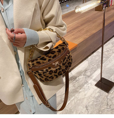 Peluş Kuzu Yünü Kabarık Kürk kadın Bekleme Çantası Küçük Moda Kumaş Kış Kadın Çantası Tasarımcı Çanta